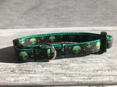 Alien Dog Collar - Handmade Puppy and Small Dog Collar