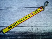 Do Not Touch Me Alert Short Extension Dog Lead | UK 1