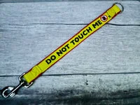 Do Not Touch Me Alert Short Extension Dog Lead | UK 2