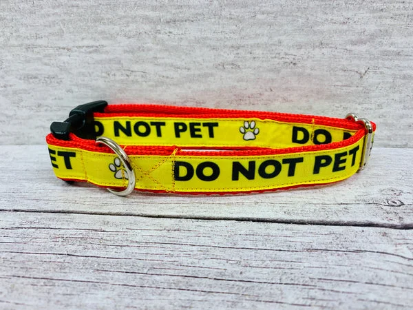 Do Not Pet Me - Alert Dog Collar