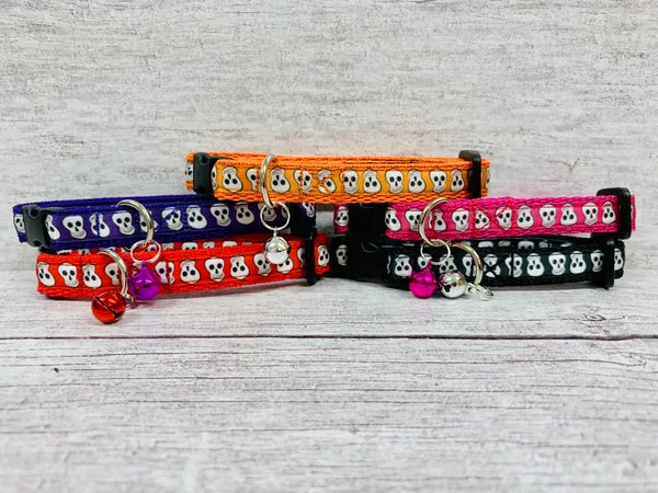 Colourful Skulls Halloween Scary Cat Collar